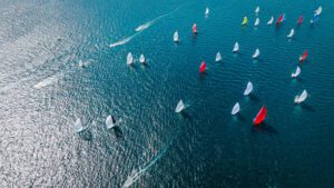 regata vista desde el aire a 20 metros